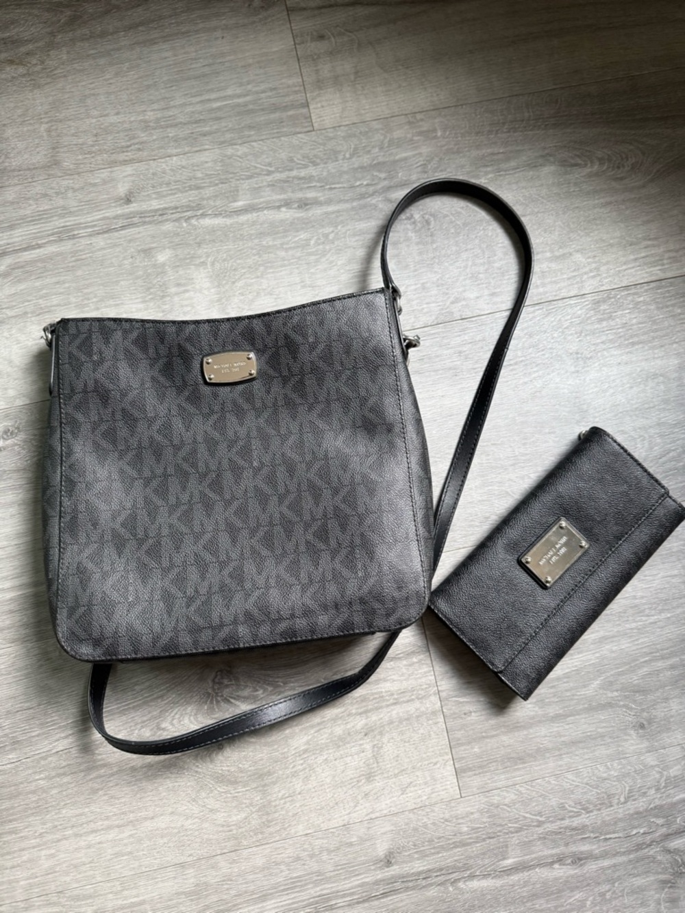 Michael Kors Black MK Logo Crossbody with Matching Wallet